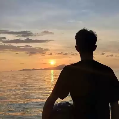 申午瑶